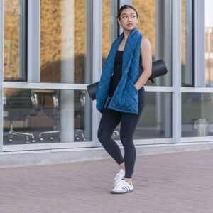 NEW Puffer Hug 418 Blue Scarf Vest Unisex NWT